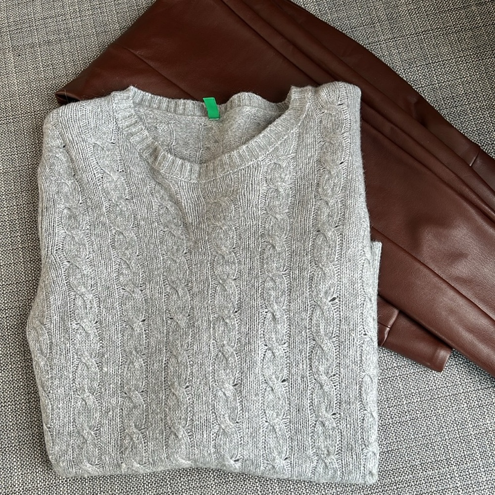 Stylish Winter Set: Benetton Gray Sweater & Loft Wine Pants (Size S)
